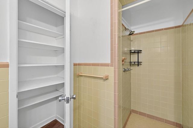 215 EDGEWATER DRIVE, Dunedin, FL 34698