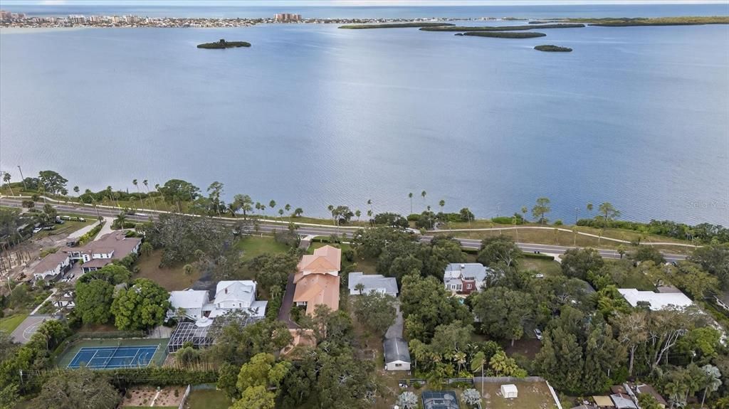 215 EDGEWATER DRIVE, Dunedin, FL 34698