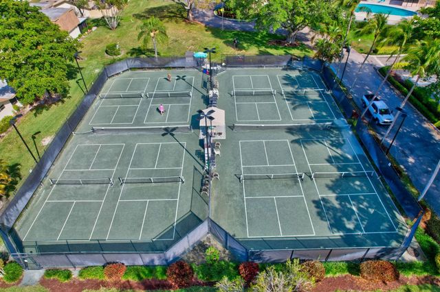 3180 NW 13th Street, Delray Beach, FL 33445