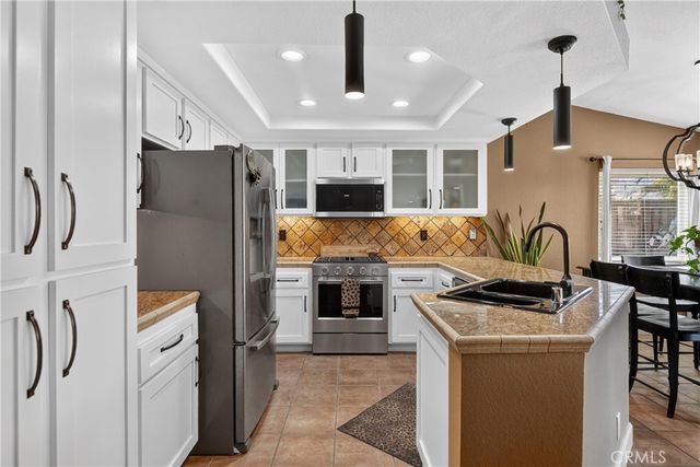 32465 Cape Drive, Lake Elsinore, CA 92530