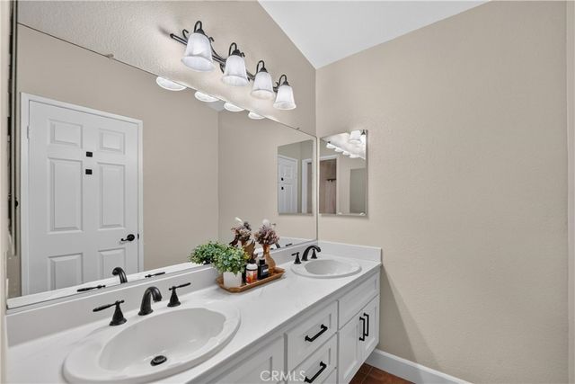 32465 Cape Drive, Lake Elsinore, CA 92530