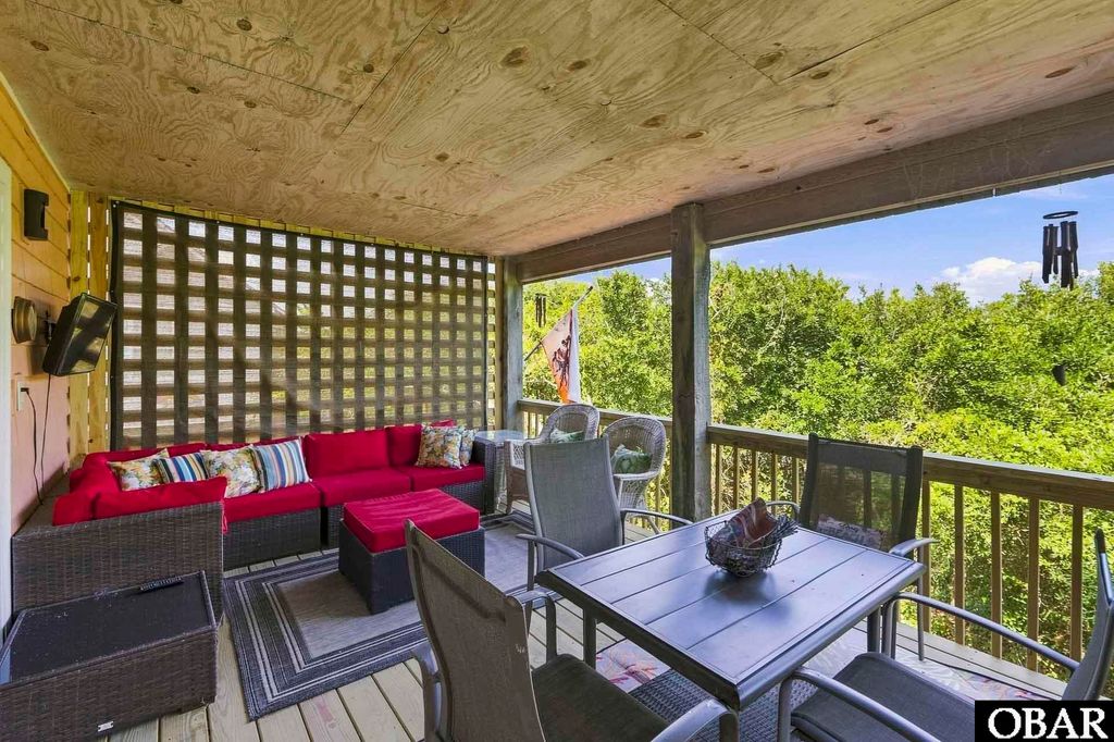 Image 12 of property listing at 747 Willet Court, Corolla, NC 27927