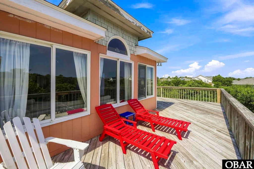 Image 13 of property listing at 747 Willet Court, Corolla, NC 27927