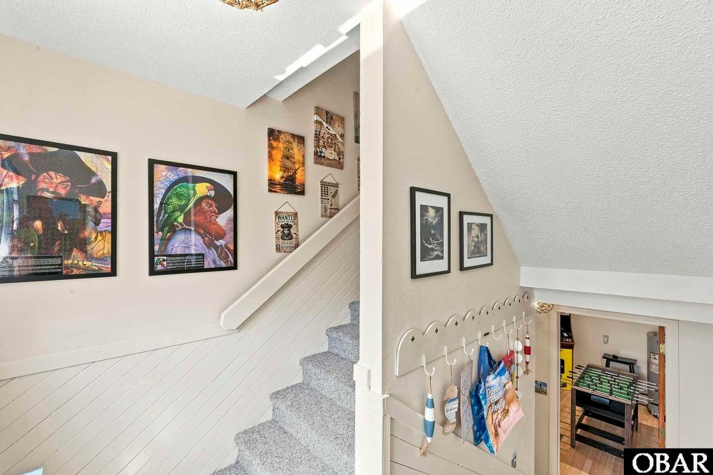 Image 15 of property listing at 747 Willet Court, Corolla, NC 27927