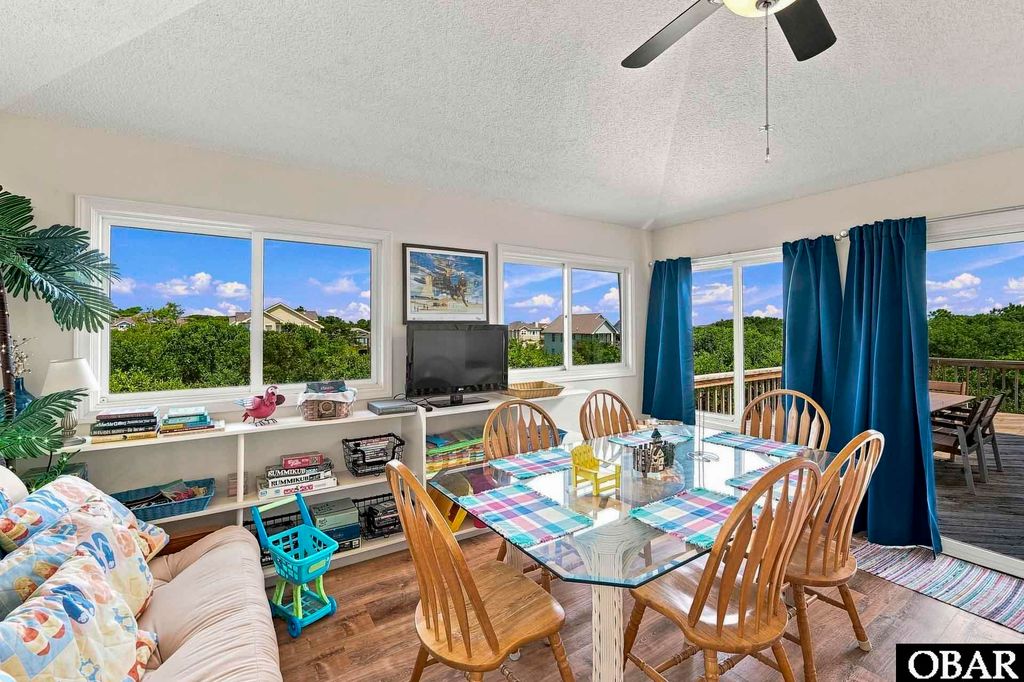 Image 33 of property listing at 747 Willet Court, Corolla, NC 27927