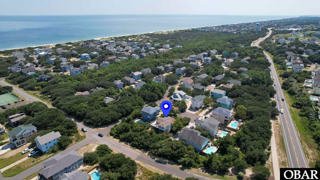 Image 5 of property listing at 747 Willet Court, Corolla, NC 27927