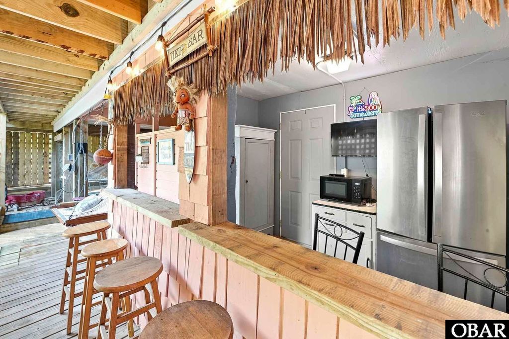 Image 10 of property listing at 747 Willet Court, Corolla, NC 27927