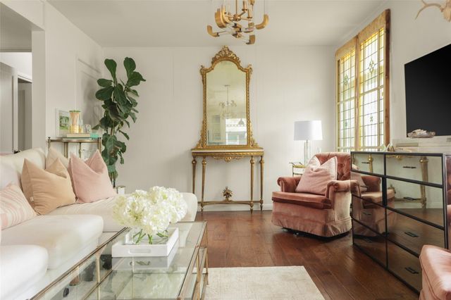 1507 Corona DR, Austin, TX 78723