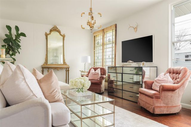 1507 Corona DR, Austin, TX 78723