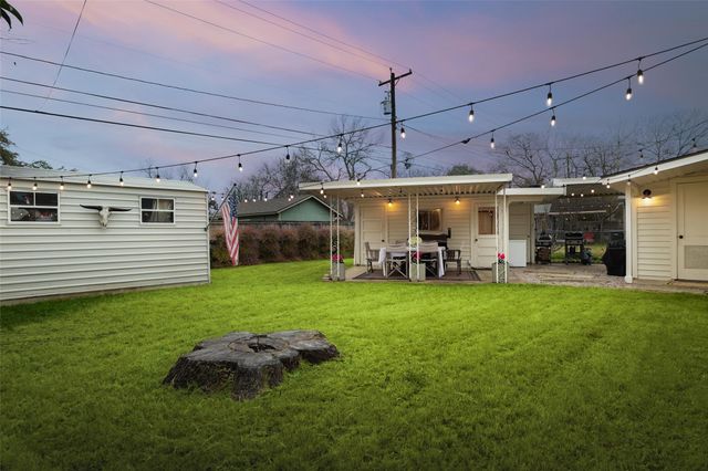 1507 Corona DR, Austin, TX 78723