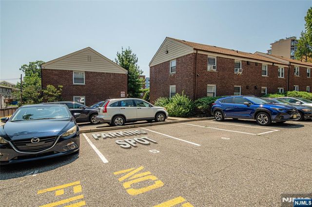 2209 Center Avenue A, Fort Lee, NJ 07024