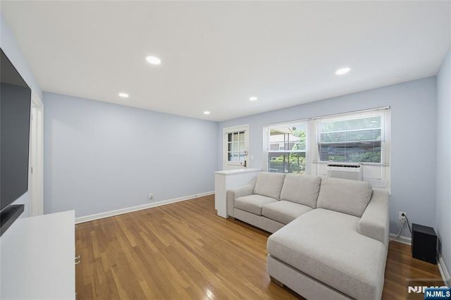 2209 Center Avenue A, Fort Lee, NJ 07024