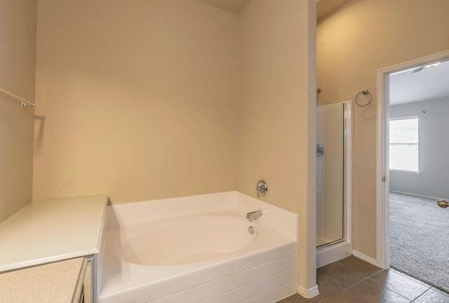 936 Furlong Drive, Grand Prairie, TX 75051