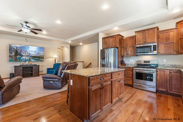 1020 ALYSSA WAY, Cheyenne, WY 82009