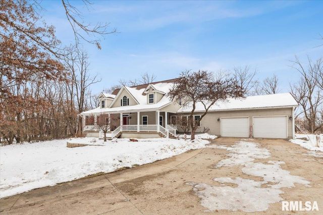 2960 265TH Street, De Witt, IA 52742