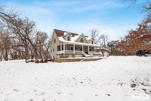 2960 265TH Street, De Witt, IA 52742