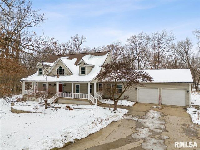 2960 265TH Street, De Witt, IA 52742