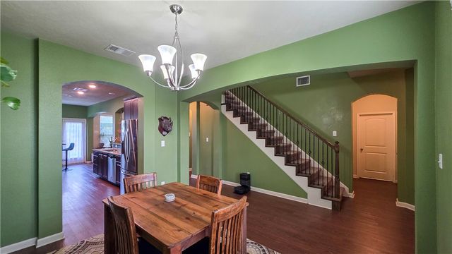 2025 Stubbs Drive, Bryan, TX 77807