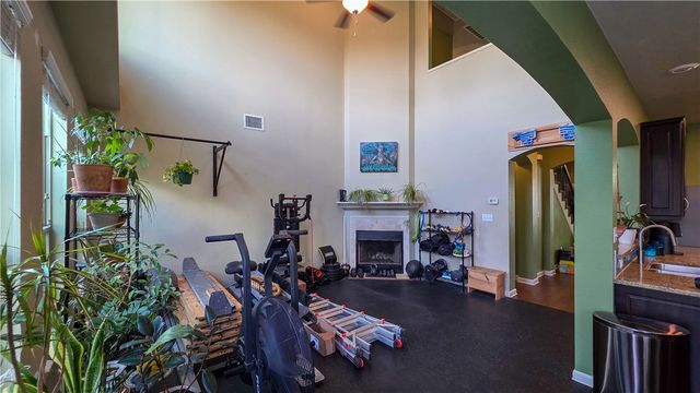 2025 Stubbs Drive, Bryan, TX 77807