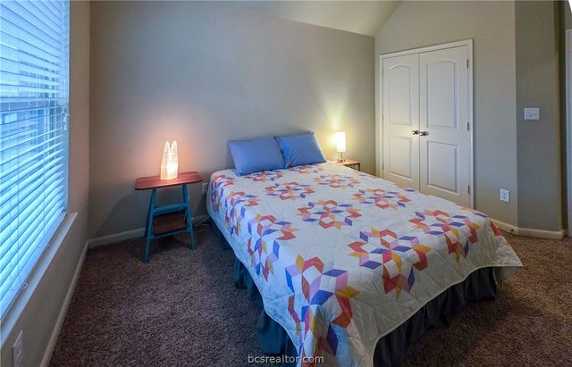 2025 Stubbs Drive, Bryan, TX 77807