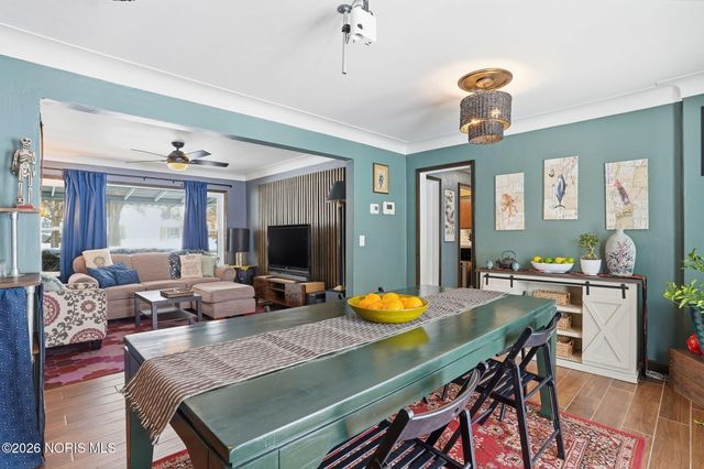 3250 Heatherdowns Boulevard, Toledo, OH 43614