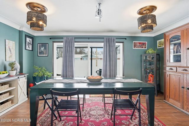 3250 Heatherdowns Boulevard, Toledo, OH 43614