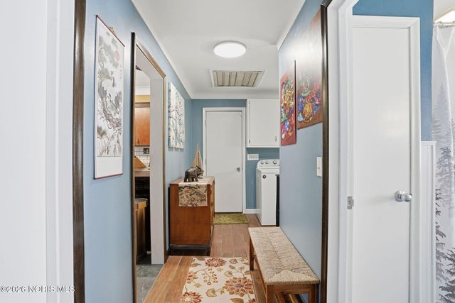 3250 Heatherdowns Boulevard, Toledo, OH 43614