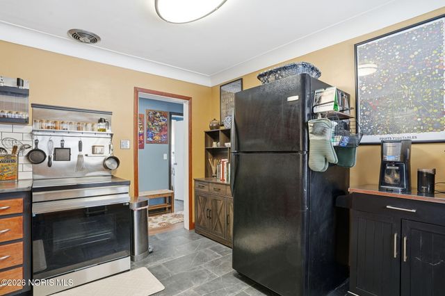 3250 Heatherdowns Boulevard, Toledo, OH 43614