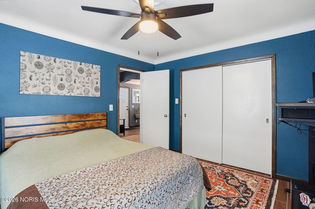 3250 Heatherdowns Boulevard, Toledo, OH 43614