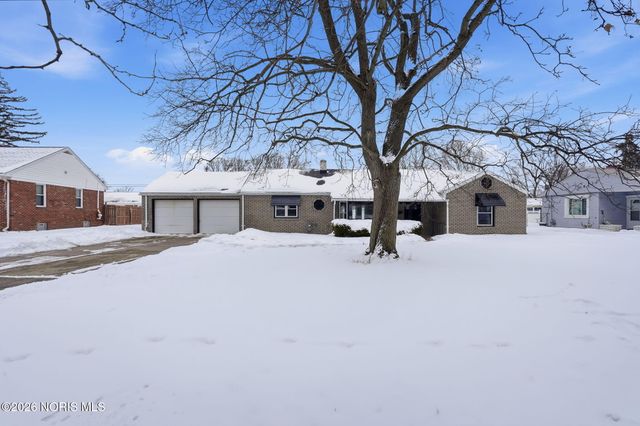 3250 Heatherdowns Boulevard, Toledo, OH 43614