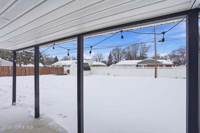 3250 Heatherdowns Boulevard, Toledo, OH 43614