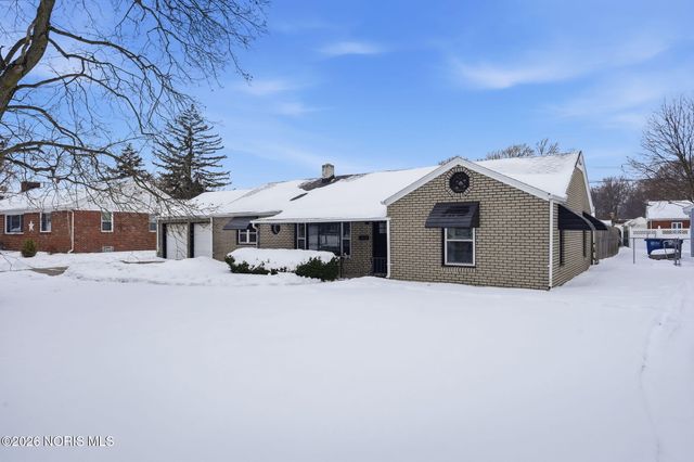 3250 Heatherdowns Boulevard, Toledo, OH 43614