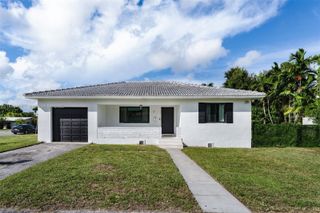 1 NE 86th St, El Portal, FL 33138