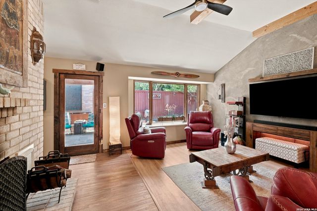 6406 Chimney Nest, San Antonio, TX 78233