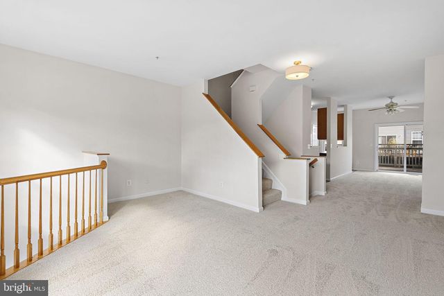 669 HUNTING FIELDS RD, Middle River, MD 21220