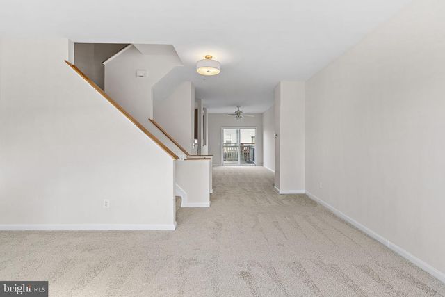 669 HUNTING FIELDS RD, Middle River, MD 21220