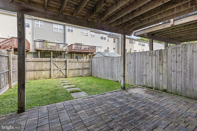 669 HUNTING FIELDS RD, Middle River, MD 21220