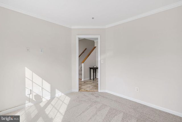 669 HUNTING FIELDS RD, Middle River, MD 21220