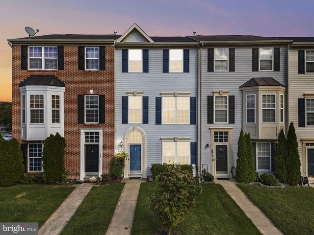 669 HUNTING FIELDS RD, Middle River, MD 21220