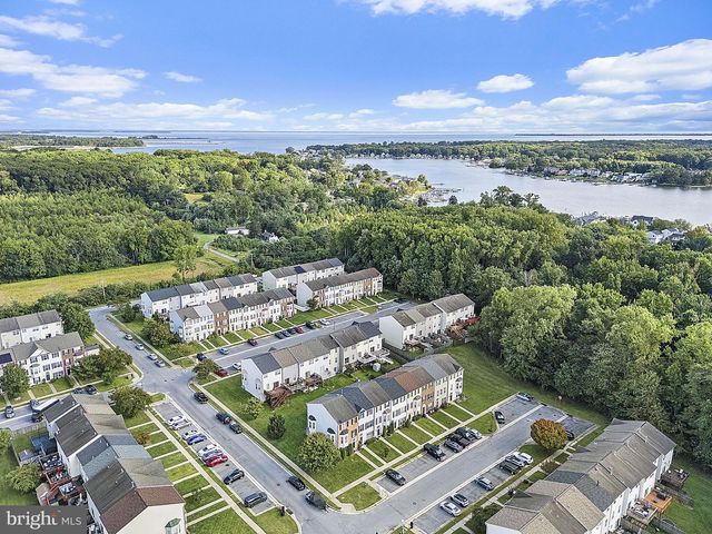 669 HUNTING FIELDS RD, Middle River, MD 21220