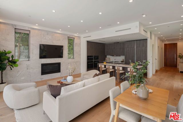 436 Norwich Drive, West Hollywood, CA 90048