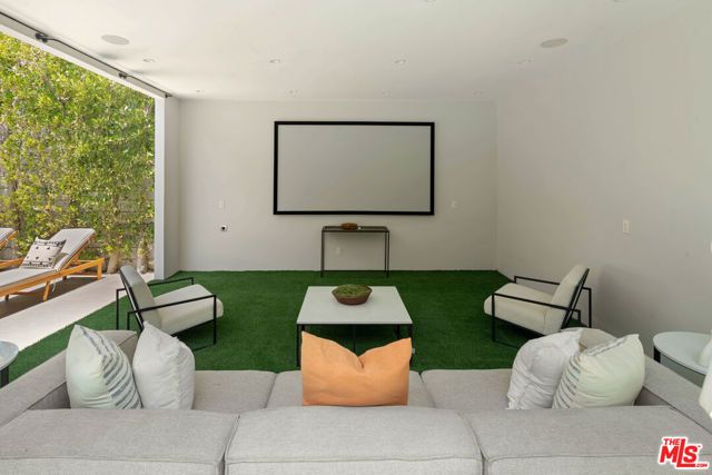 436 Norwich Drive, West Hollywood, CA 90048