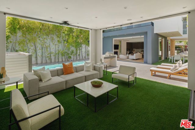 436 Norwich Drive, West Hollywood, CA 90048