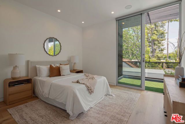 436 Norwich Drive, West Hollywood, CA 90048