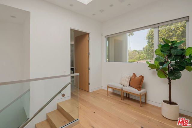 436 Norwich Drive, West Hollywood, CA 90048