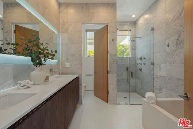 436 Norwich Drive, West Hollywood, CA 90048