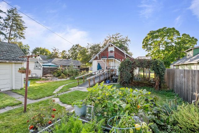 5008 N Martin St, Spokane, WA 99207