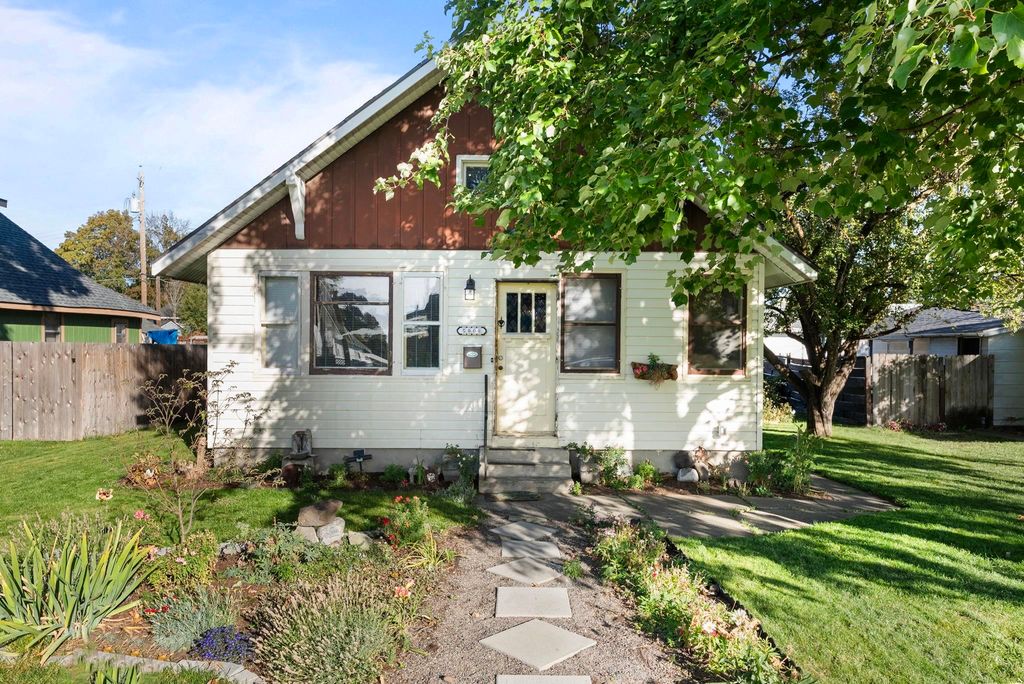 5008 N Martin St, Spokane, WA 99207