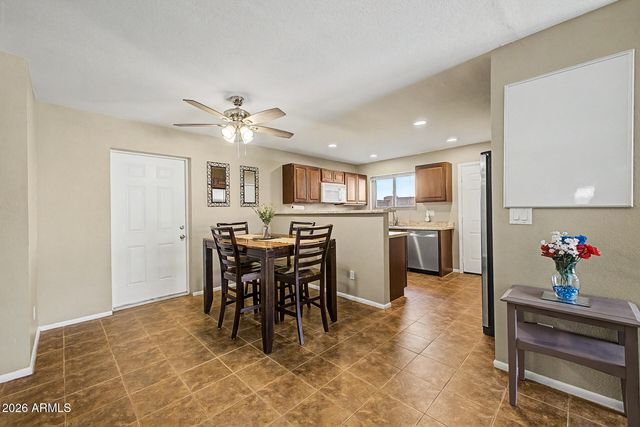 1127 W GROVERS Avenue, Phoenix, AZ 85023