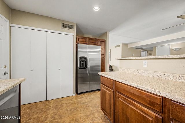 1127 W GROVERS Avenue, Phoenix, AZ 85023